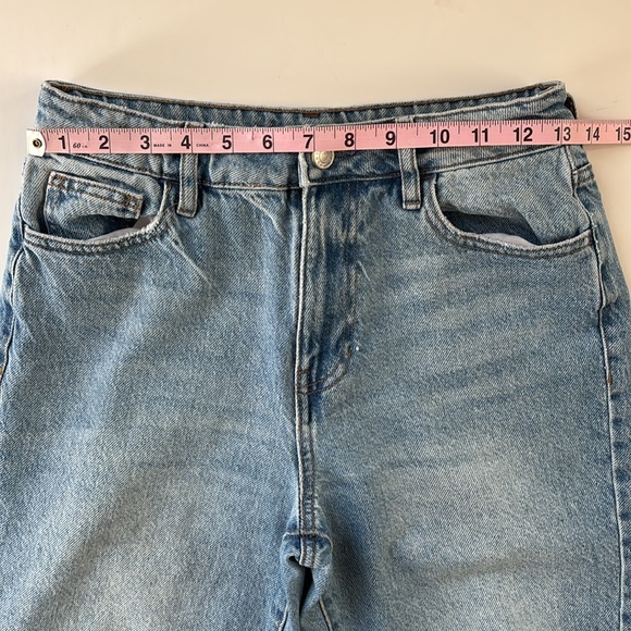 PACSUN Mom Jeans. High Waist Tapered Med Light Wash Relaxed Fit Size 25 - Picture 9 of 12